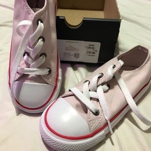 New converse pink 10c for girls